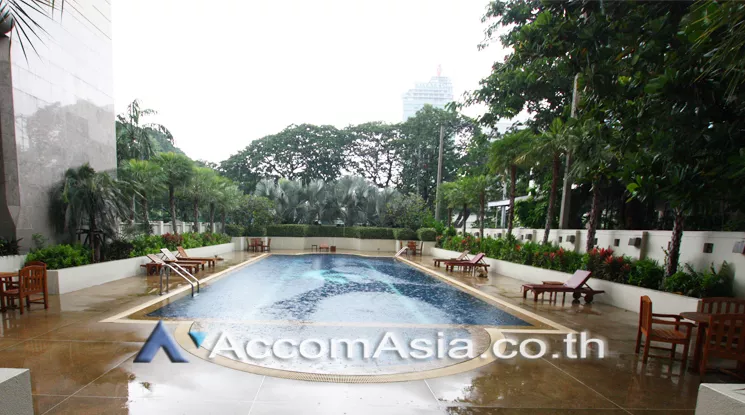  2  3 br Condominium For Rent in Ploenchit ,Bangkok BTS Chitlom at Somkid Gardens AA22467