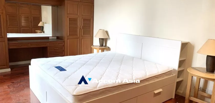 5  2 br Condominium For Rent in Ploenchit ,Bangkok BTS Chitlom at Somkid Gardens AA22468