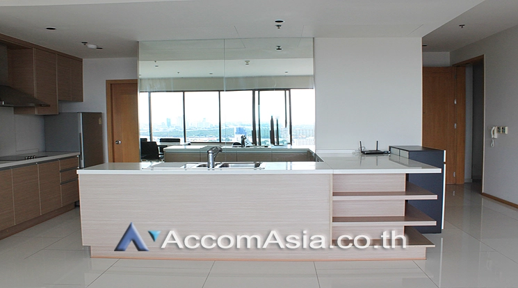unit 3 Bedrooms  Condominium For Rent & Sale in Sukhumvit, Bangkok  near BTS Phrom Phong (AA22480)