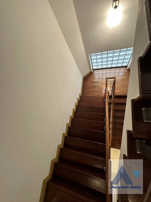 4  5 br House For Rent in Sathorn ,Bangkok BTS Chong Nonsi - MRT Lumphini 100095