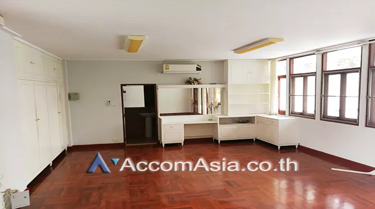 13  9 br House For Rent in sathorn ,Bangkok BRT Technic Krungthep AA22516