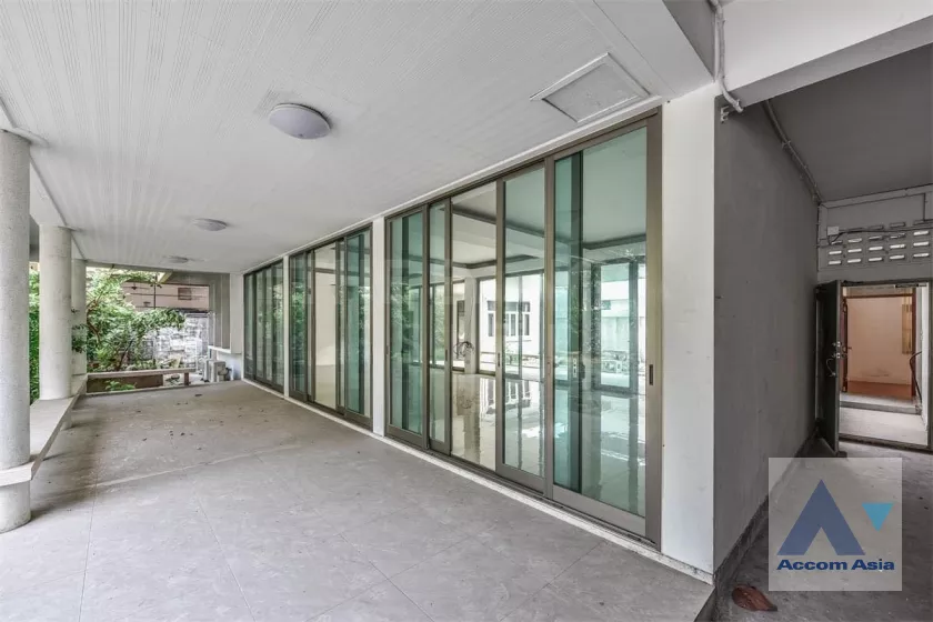 4  9 br House For Rent in Sathorn ,Bangkok BRT Technic Krungthep AA22516