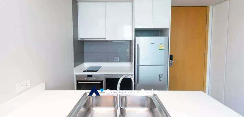 unit 1 Bedroom  Condominium For Rent & Sale in Sukhumvit, Bangkok  near BTS Thong Lo (AA22518)