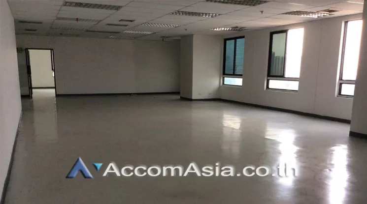  1  Office Space For Rent in Phaholyothin ,Bangkok MRT Phahon Yothin at Elephant Building AA22525