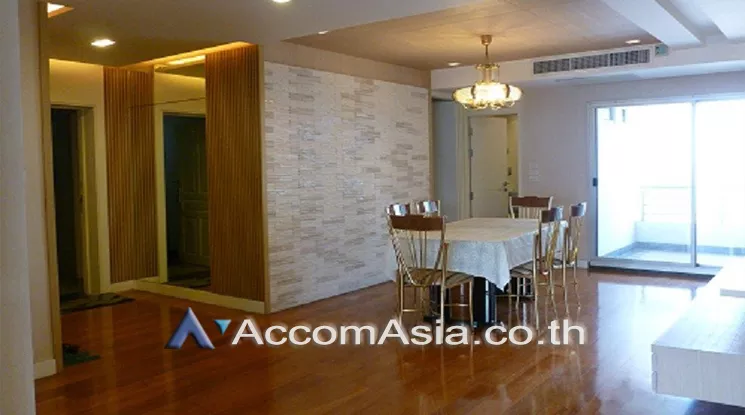 9  3 br Condominium For Rent in Charoennakorn ,Bangkok BTS Krung Thon Buri at Saichol Mansion AA22535
