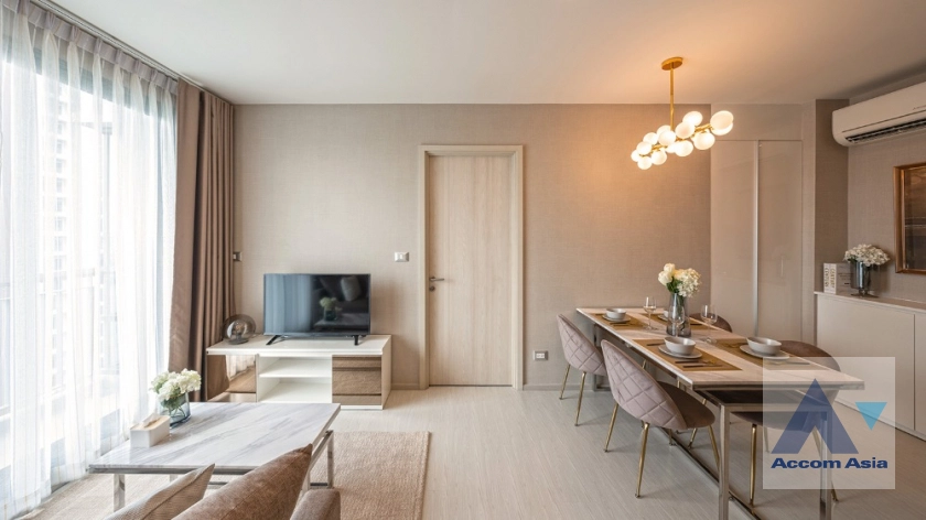 unit 2 Bedrooms  Condominium For Sale in Sukhumvit, Bangkok  near BTS Ekkamai (AA22557)