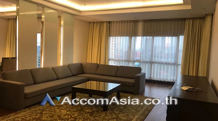  Elegance and Traditional Luxury Apartment  4 Bedroom for Rent BTS Ploenchit in Ploenchit Bangkok