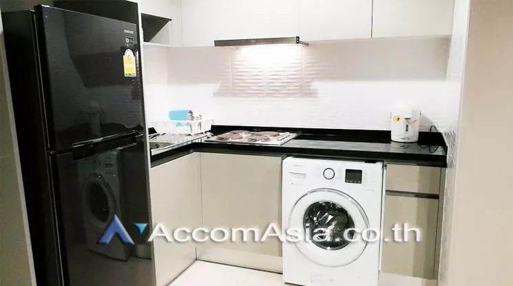 unit 2 Bedrooms  Condominium For Rent in Ratchadaphisek, Bangkok  near BTS Phra khanong (AA34148)