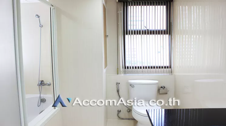 9  3 br Apartment For Rent in Ploenchit ,Bangkok BTS Ratchadamri at High rise and Peaceful AA22584