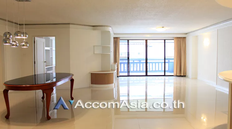  2  2 br Apartment For Rent in Ploenchit ,Bangkok BTS Ratchadamri at High rise and Peaceful AA22585
