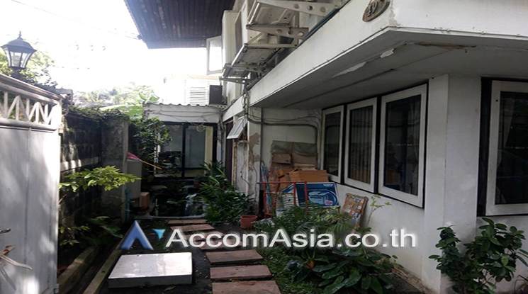 Home Office |  3 Bedrooms  House For Rent in Sukhumvit, Bangkok  near BTS Phrom Phong (AA22591)