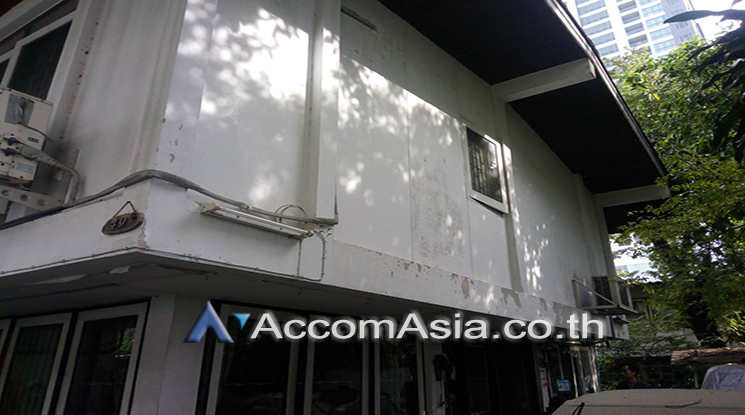  1  3 br House For Rent in sukhumvit ,Bangkok BTS Phrom Phong AA22591