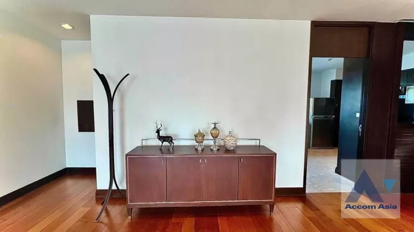 9  4 br Apartment For Rent in Ploenchit ,Bangkok BTS Ploenchit at Elegance and Traditional Luxury AA22596