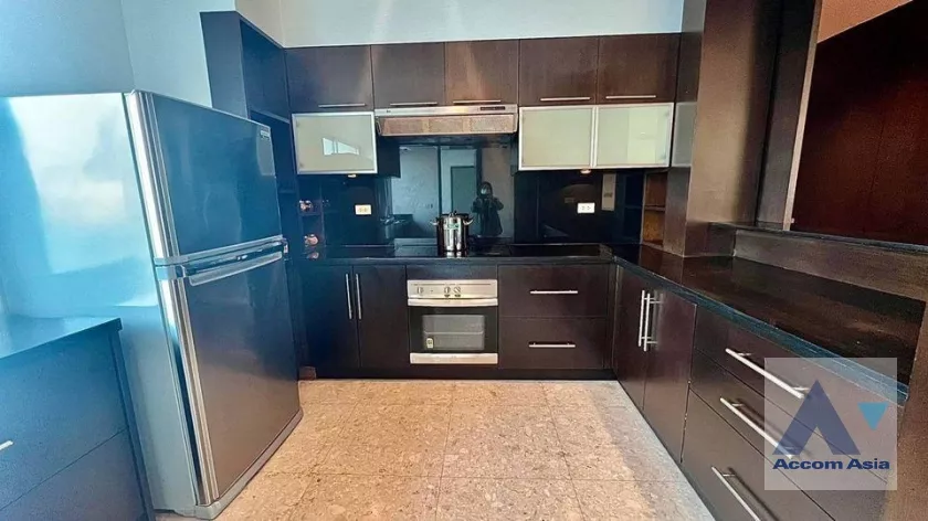 8  4 br Apartment For Rent in Ploenchit ,Bangkok BTS Ploenchit at Elegance and Traditional Luxury AA22596