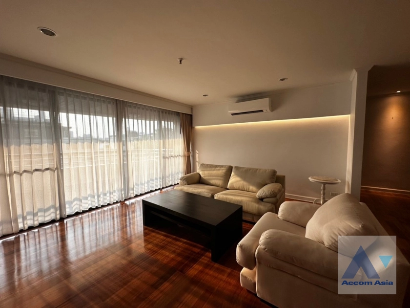  1  3 br Apartment For Rent in Sukhumvit ,Bangkok BTS Asok - MRT Sukhumvit at Warm Family Atmosphere 2016801