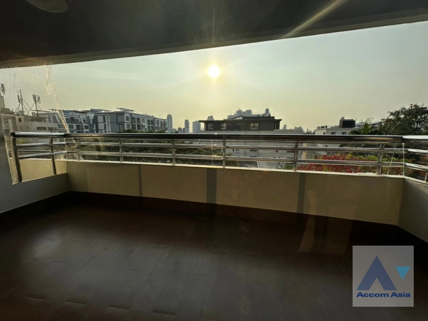 25  3 br Apartment For Rent in Sukhumvit ,Bangkok BTS Asok - MRT Sukhumvit at Warm Family Atmosphere 2016801