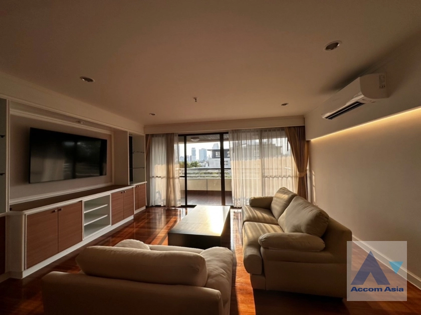  1  3 br Apartment For Rent in Sukhumvit ,Bangkok BTS Asok - MRT Sukhumvit at Warm Family Atmosphere 2016801