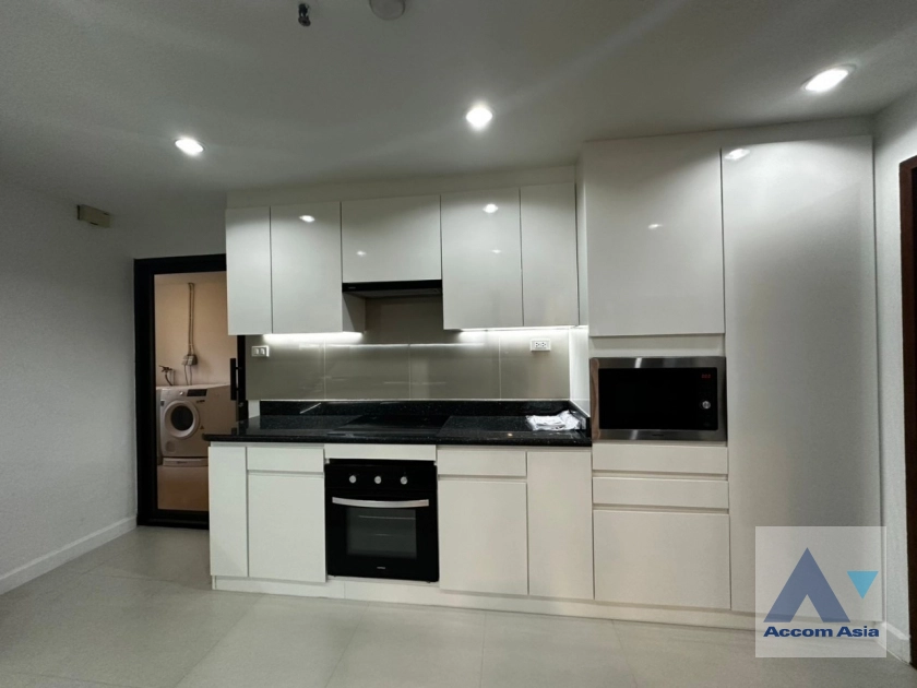 8  3 br Apartment For Rent in Sukhumvit ,Bangkok BTS Asok - MRT Sukhumvit at Warm Family Atmosphere 2016801