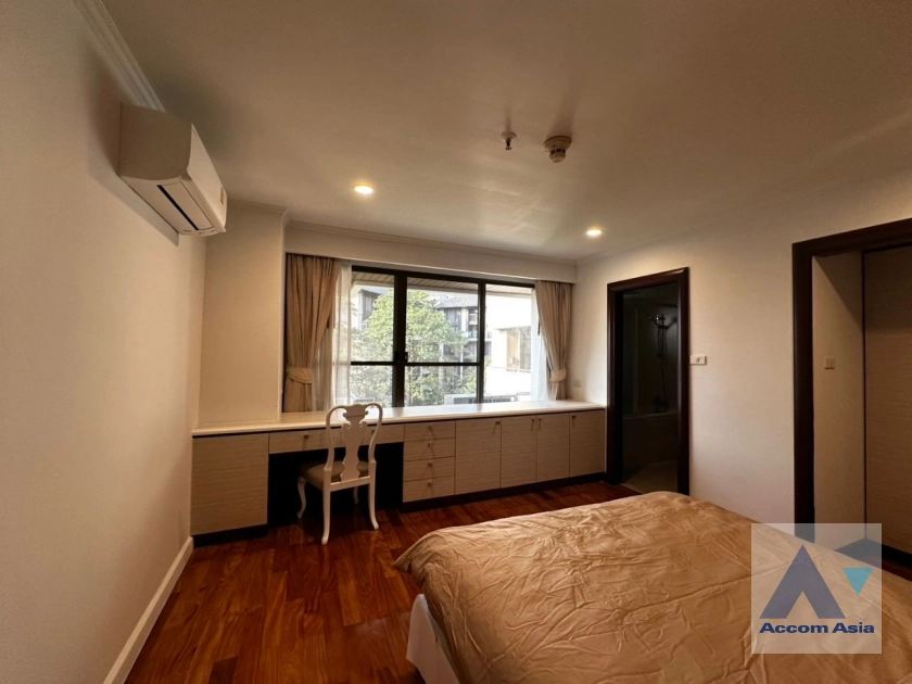 17  3 br Apartment For Rent in Sukhumvit ,Bangkok BTS Asok - MRT Sukhumvit at Warm Family Atmosphere 2016801