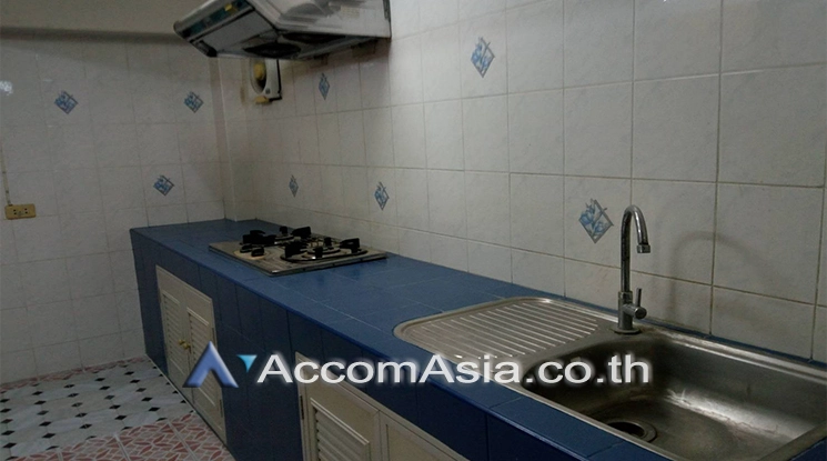  1  2 br Townhouse For Rent in Sathorn ,Bangkok BTS Chong Nonsi AA22624