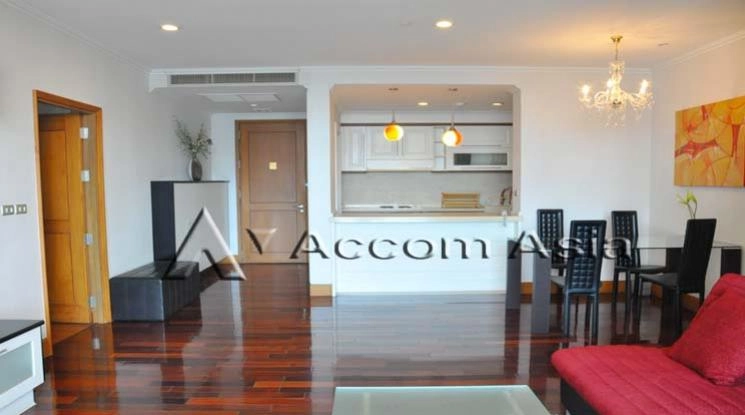unit 2 Bedrooms  Condominium For Rent in Sathorn, Bangkok  near BTS Chong Nonsi (23580)