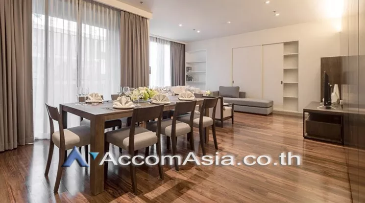  2  4 br Apartment For Rent in Sukhumvit ,Bangkok BTS Phrom Phong at Modern Apartment AA22653