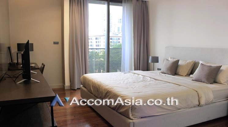  1  4 br Apartment For Rent in Sukhumvit ,Bangkok BTS Phrom Phong at Modern Apartment AA22653