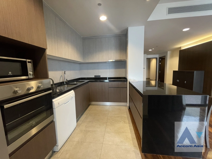 4  4 br Apartment for rent and sale in Sukhumvit ,Bangkok  at Modern Apartment AA22653