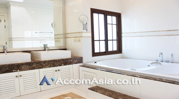 12  4 br House For Rent in Sukhumvit ,Bangkok BTS Phra khanong at Baan Sansiri Sukhumvit 67 AA22664