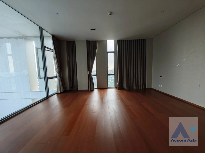 unitPartly Furnished, Big Balcony, Duplex Condo |  3 Bedrooms  Condominium For Rent in Sathorn, Bangkok  near BTS Chong Nonsi - MRT Lumphini (AA22673)