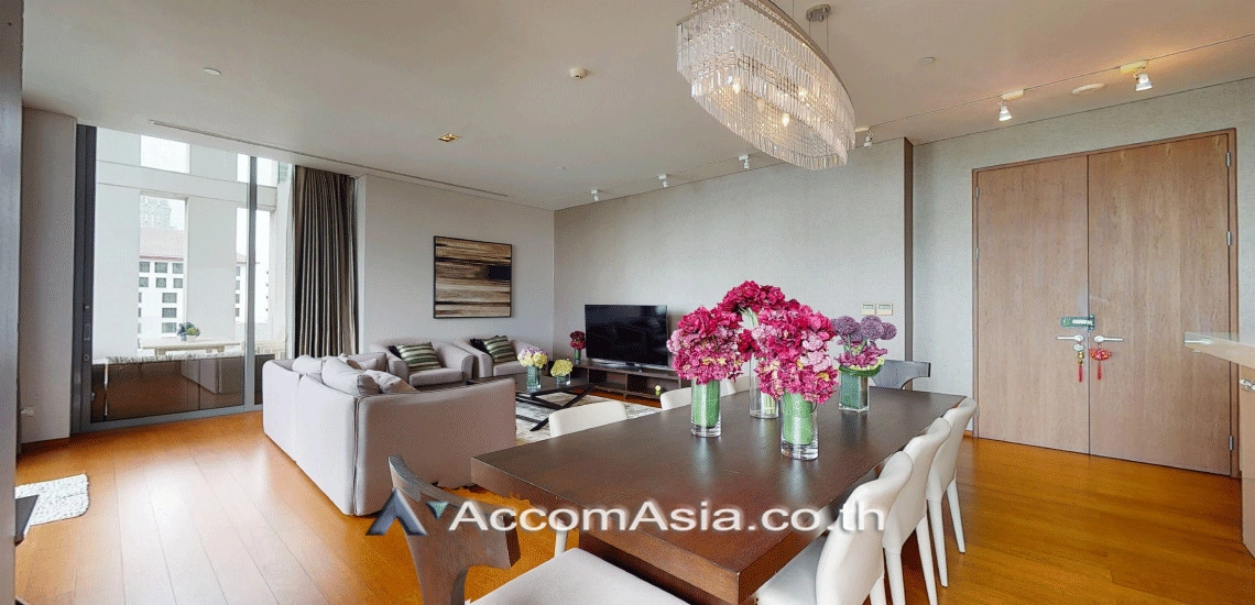 unitBig Balcony, Duplex Condo |  3 Bedrooms  Condominium For Rent & Sale in Sathorn, Bangkok  near BTS Chong Nonsi - MRT Lumphini (AA22677)