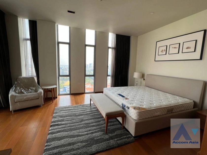 Duplex Condo |  3 Bedrooms  Condominium For Rent in Sathorn, Bangkok  near BTS Chong Nonsi - MRT Lumphini (AA22685)