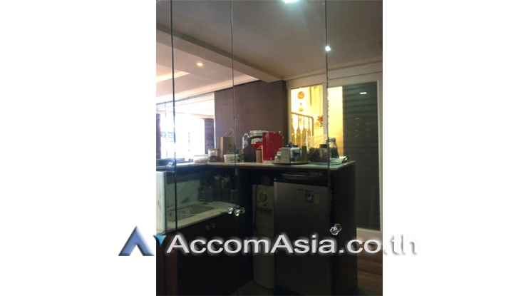 10  4 br Townhouse For Rent in Ploenchit ,Bangkok BTS Chitlom AA22708