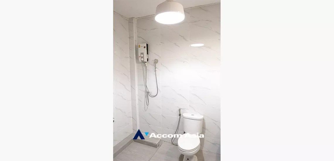 11  3 br Townhouse for rent and sale in Sukhumvit ,Bangkok BTS Phra khanong AA22720