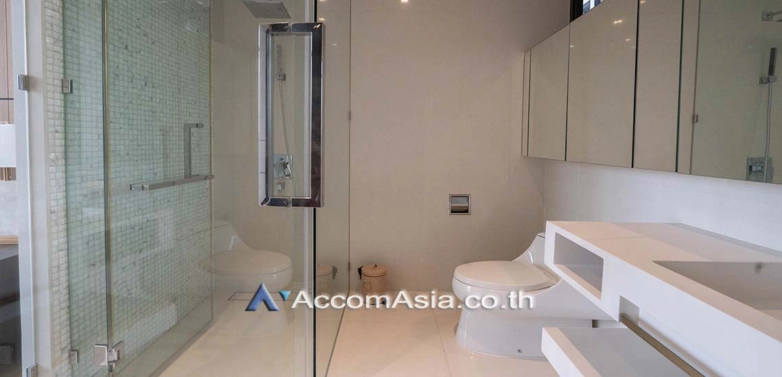9  2 br Condominium for rent and sale in Sukhumvit ,Bangkok BTS Phrom Phong at Vittorio Sukhumvit 39 AA22726