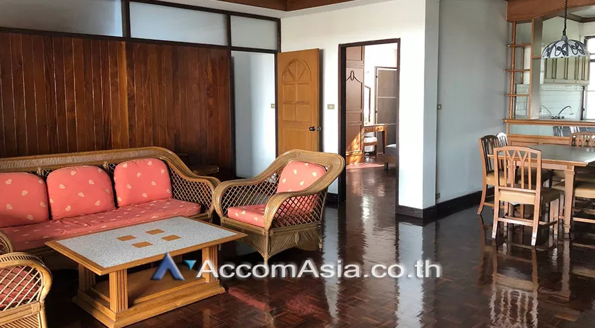  2  3 br Apartment For Rent in Sukhumvit ,Bangkok BTS Phrom Phong at Living with Private Environment   AA22728