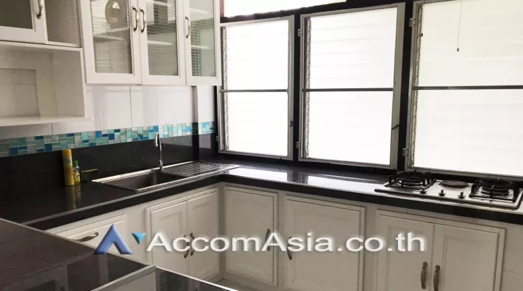 4  3 br Apartment For Rent in Sukhumvit ,Bangkok BTS Phrom Phong at Living with Private Environment   AA22729