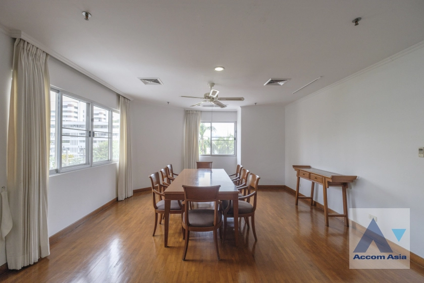 unitPet friendly |  3 Bedrooms  Apartment For Rent in Sathorn, Bangkok  near BRT Technic Krungthep (23591)