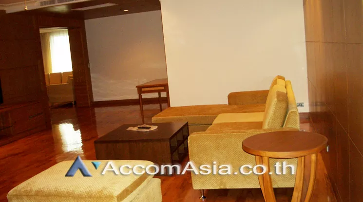 5  4 br Apartment For Rent in Sukhumvit ,Bangkok BTS Nana at Fully Furnished Suites AA22746