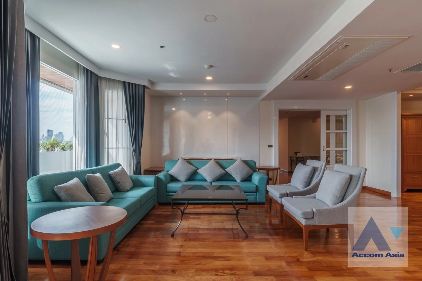 5  4 br Apartment For Rent in Sukhumvit ,Bangkok BTS Nana at Fully Furnished Apartment, Only 2 mins walk to BTS AA22746