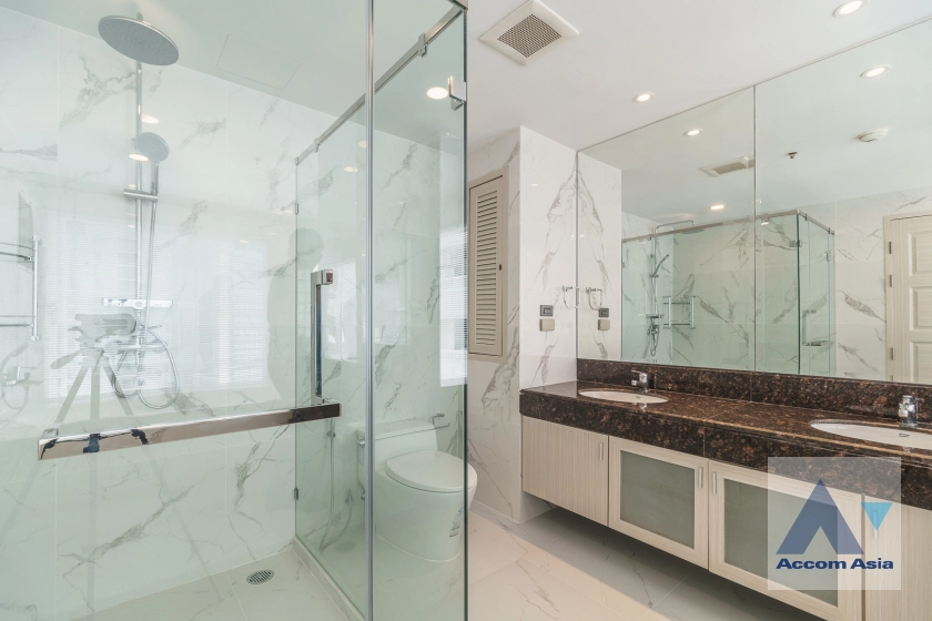 19  4 br Apartment For Rent in Sukhumvit ,Bangkok BTS Nana at Fully Furnished Apartment, Only 2 mins walk to BTS AA22746