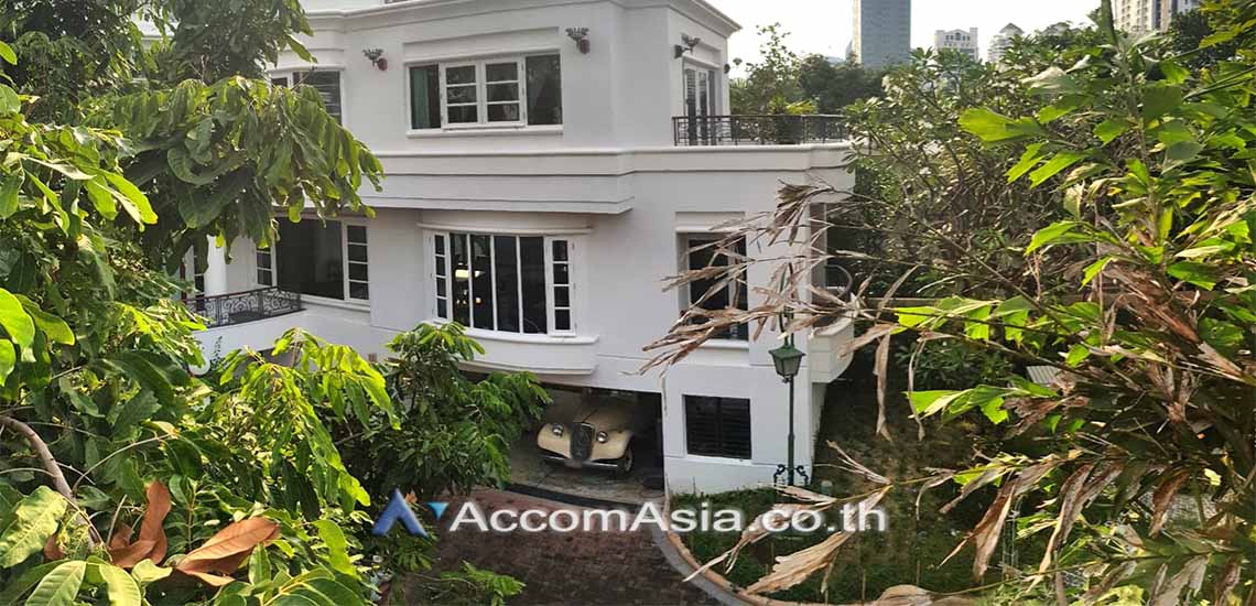  1  5 br House For Rent in sukhumvit ,Bangkok BTS Ekkamai AA22749