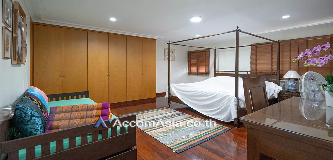 7  3 br Townhouse For Rent in Sukhumvit ,Bangkok BTS Nana AA22772