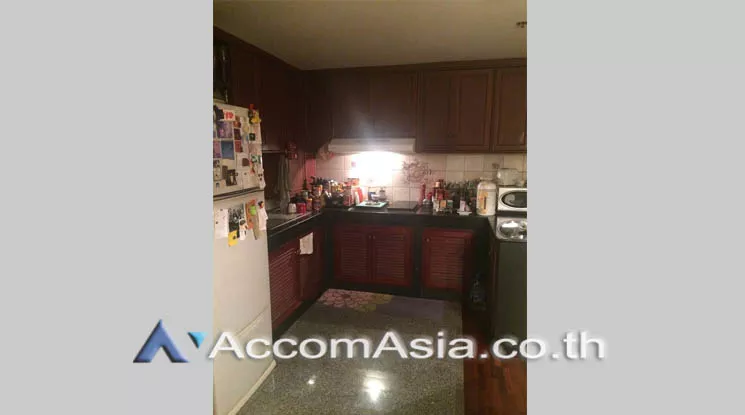 unit 2 Bedrooms  Condominium For Sale in Sukhumvit, Bangkok  near BTS Phrom Phong (AA68229)