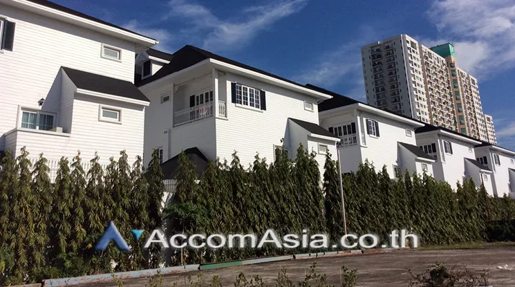 13  5 br House for rent and sale in Bang Na ,Bangkok MRT Phetchaburi - ARL Makkasan at Fantasia Villa 4 AA69323