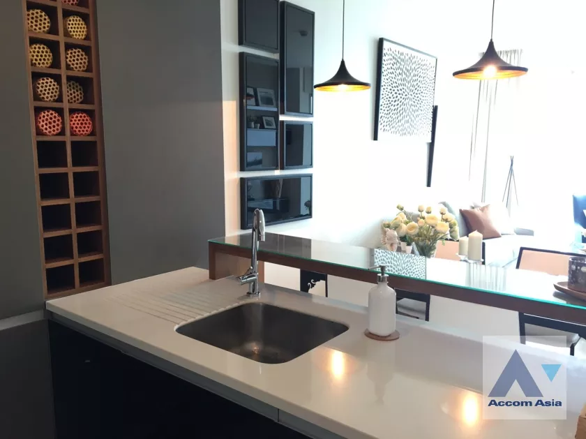 unit 1 Bedroom  Condominium For Rent & Sale in Charoen Nakhon, Bangkok  near BTS Krung Thon Buri (AA22787)