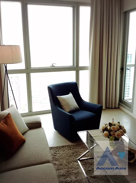 unit 1 Bedroom  Condominium For Rent & Sale in Charoen Nakhon, Bangkok  near BTS Krung Thon Buri (AA22787)