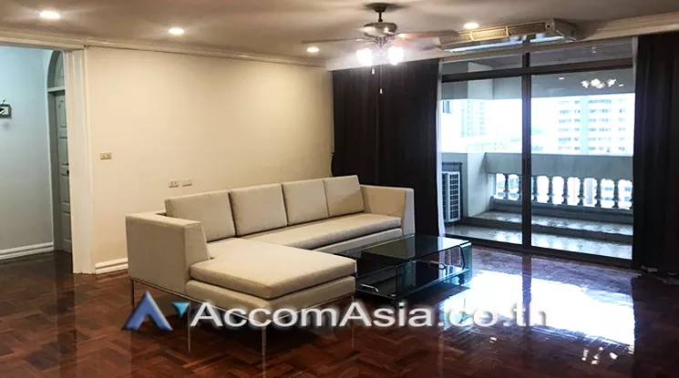 Big Balcony, Pet friendly |  Luxury fully serviced Apartment  3 Bedroom for Rent BTS Phrom Phong in Sukhumvit Bangkok