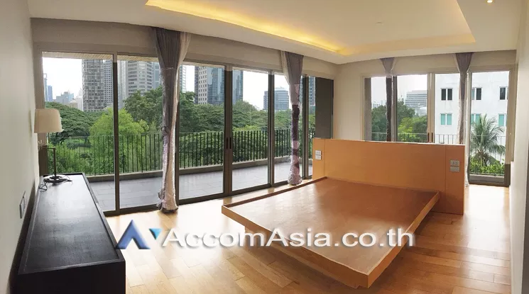  2  3 br Apartment For Rent in Ploenchit ,Bangkok BTS Chitlom at Low Rise And Peaceful AA22810
