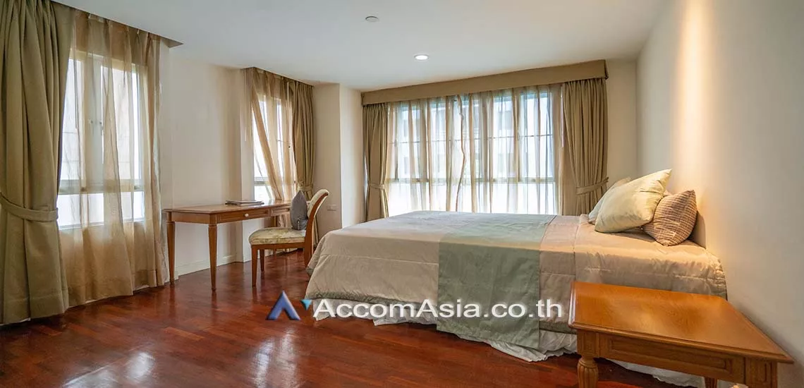 6  3 br Apartment For Rent in Silom ,Bangkok BTS Chong Nonsi at Modern Thai Contemporary 13598